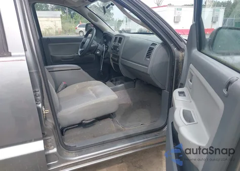 2006 Dodge Dakota Slt z USA, uszkodzony, nr VIN 1D7HW48K36S611366